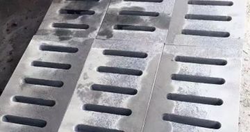 大庆 芝麻灰石材沟盖板