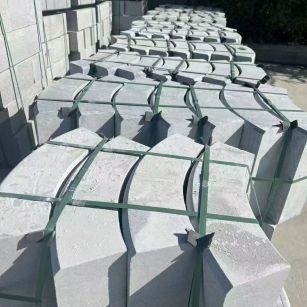 大庆 芝麻灰弧形路沿石