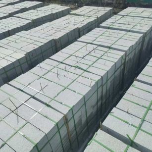 大庆 芝麻白1.8公分火烧300*600地铺，清仓大甩卖