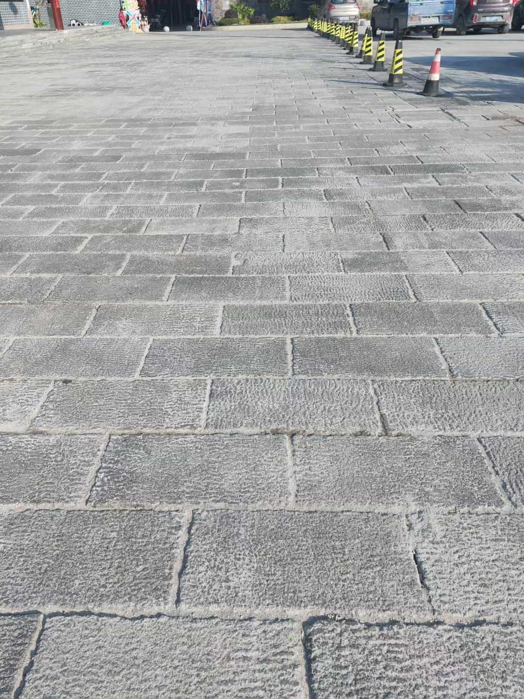 大庆仿古石铺装效果