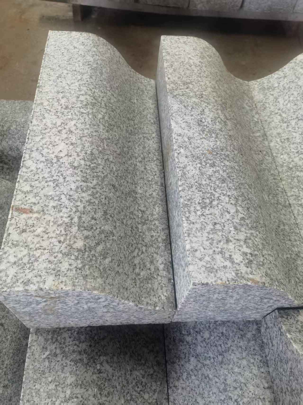 大庆芙蓉白S型拉丝面路沿石